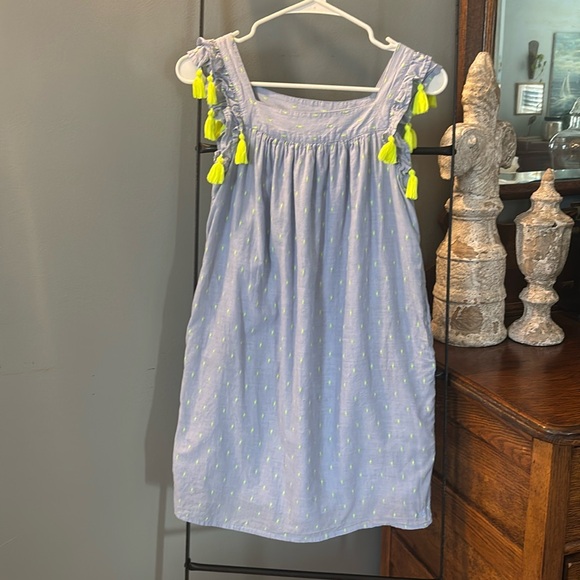 Vineyard Vines Other - Vinyard Vines Girls Swiss Dot Chambray Dress with Pockets, Size M (0066)